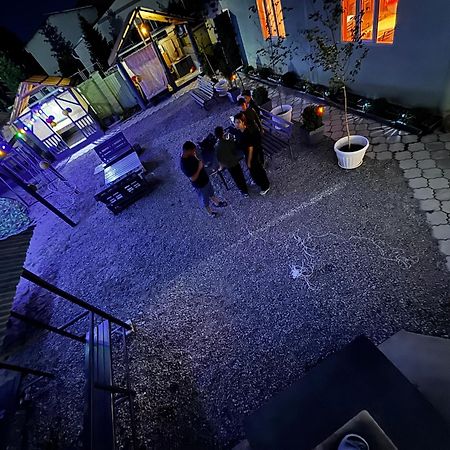 乔尔蓬阿塔 Wings Art酒店 外观 照片